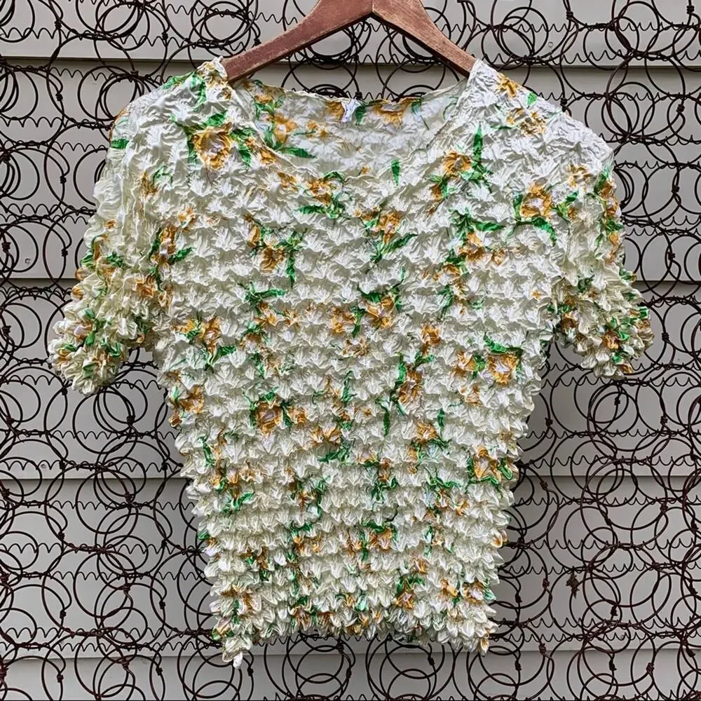 Y2K popcorn blouse retro floral cream gold